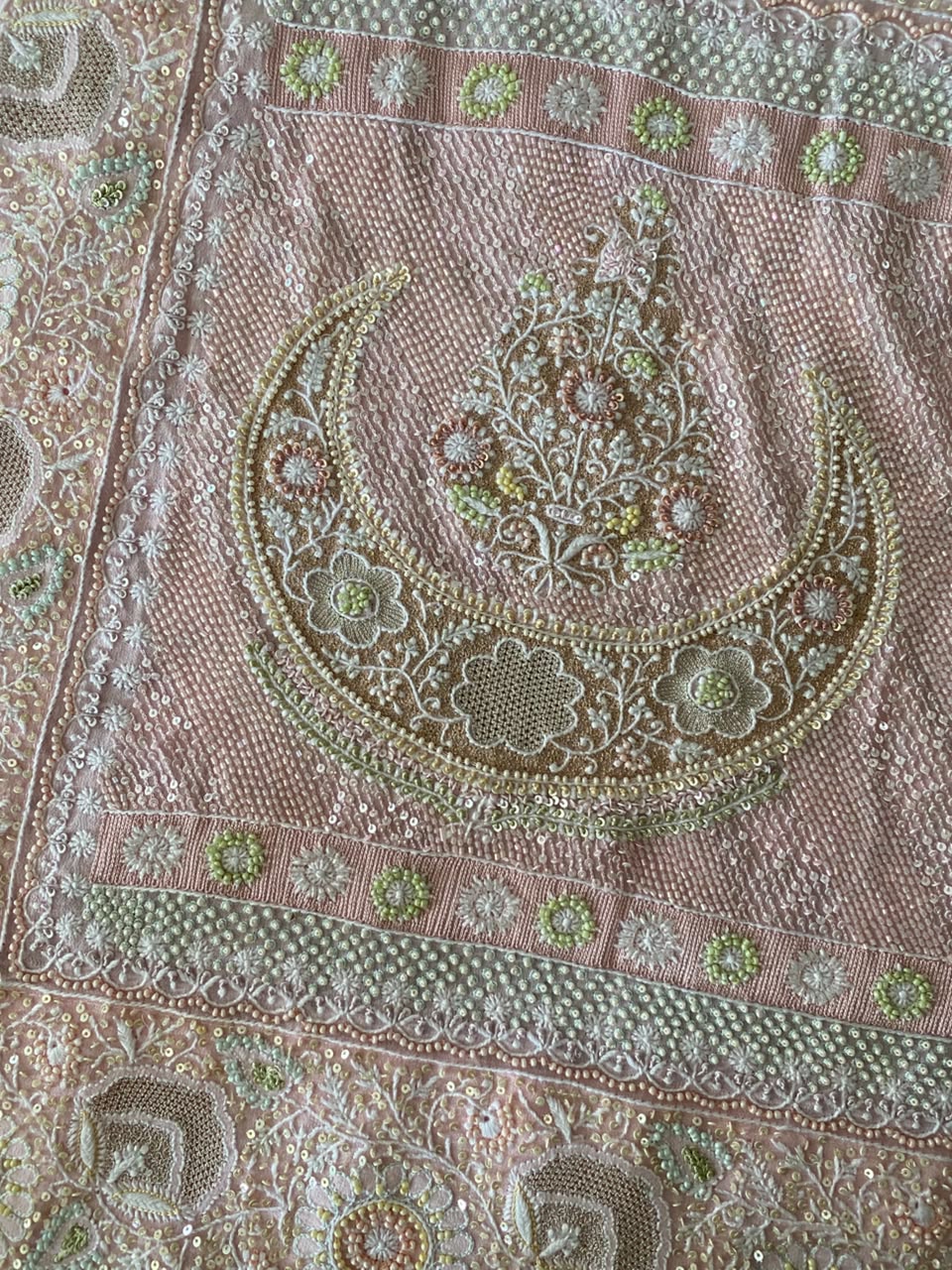 Pink georgette ek-taar chikankari dupatta