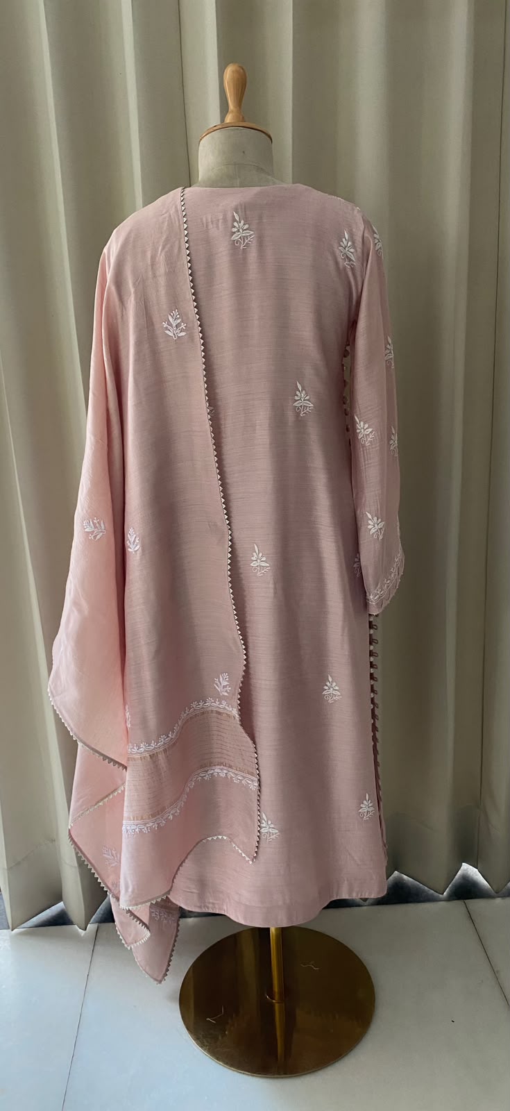 Pastel Pink Moonga Silk Kurta Set with Paisley Chikankari, Pearl & Cut Dana Work