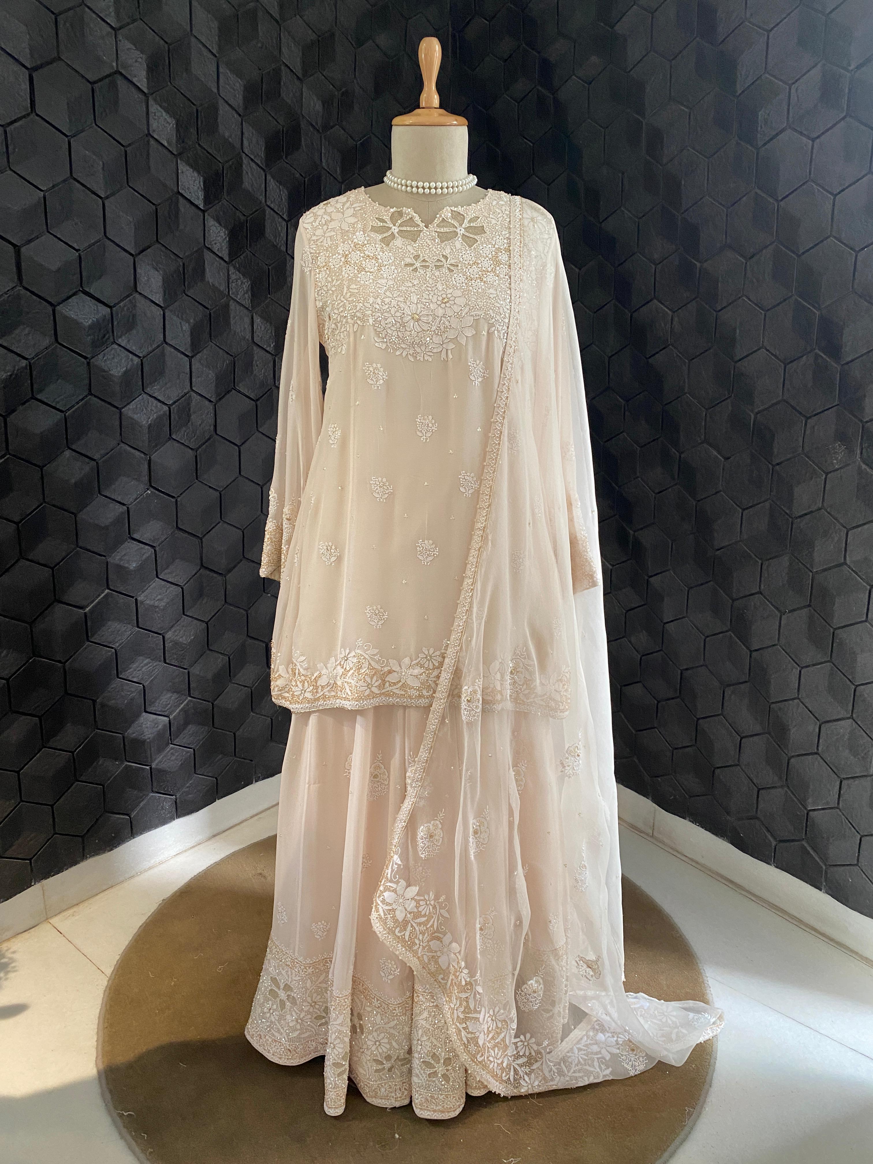 Ek-taar kasab jaali Floral boota Sharara set