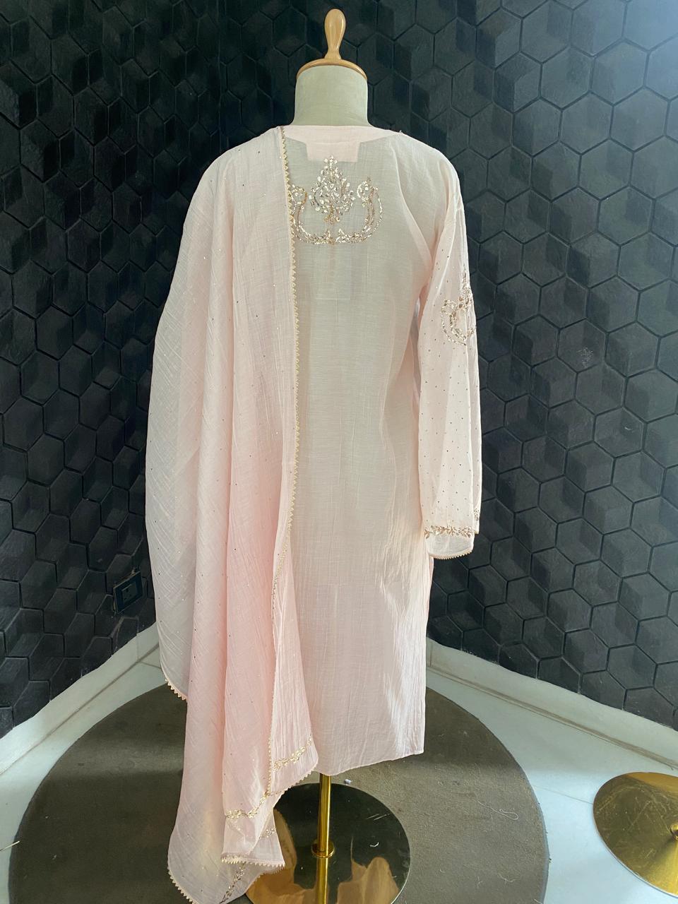 pink mul chanderi kaamdani kurta set
