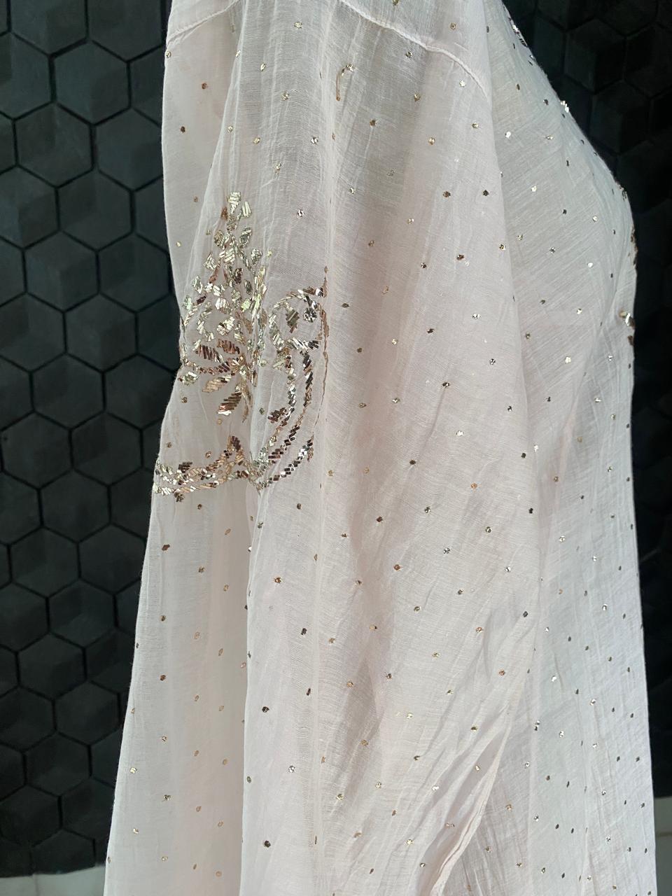 pink mul chanderi kaamdani kurta set