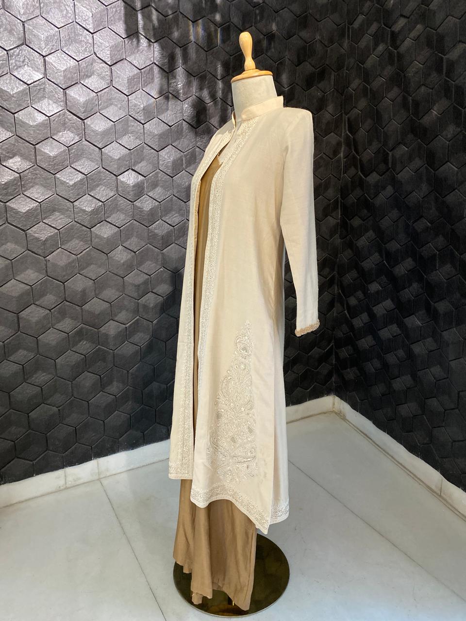 vory Embroidered Long Jacket Jumpsuit Set