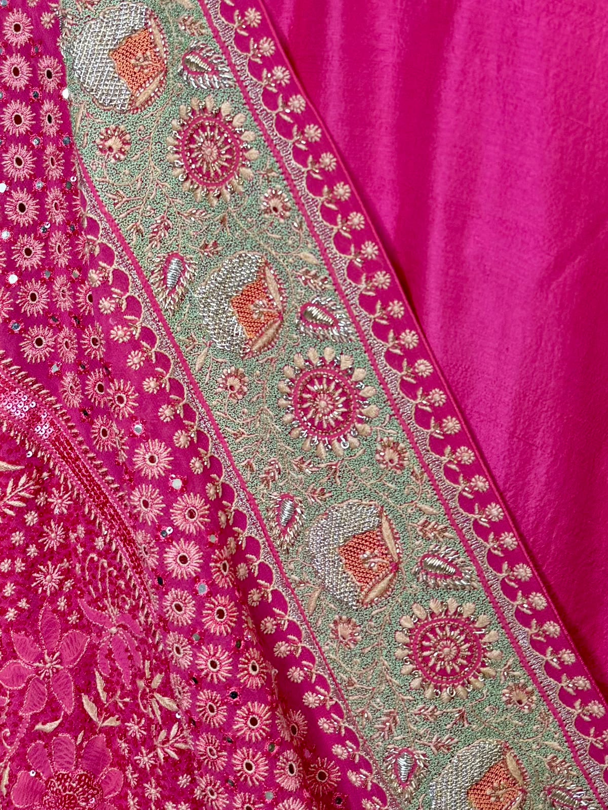 Yami Gautam in Dhaaga Doli Suit Set