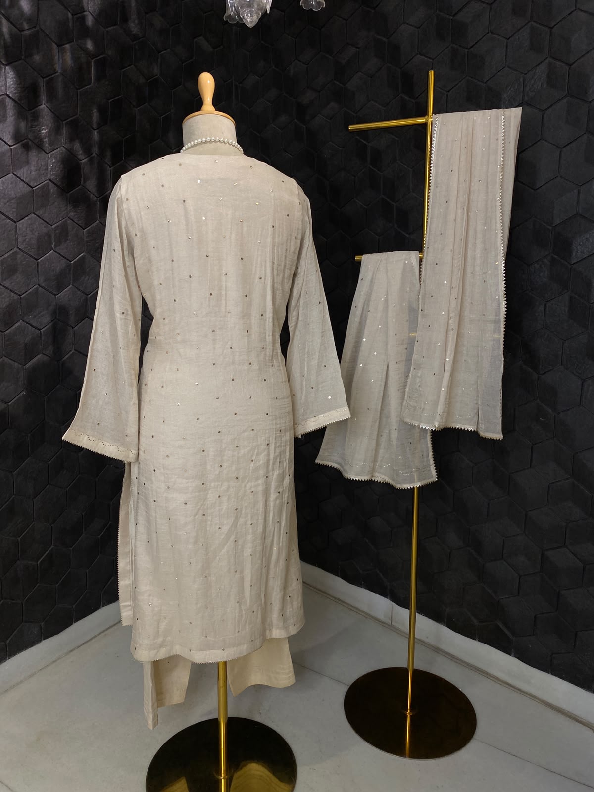 Golden Tissue Kurta Set with Statement Daraz Work