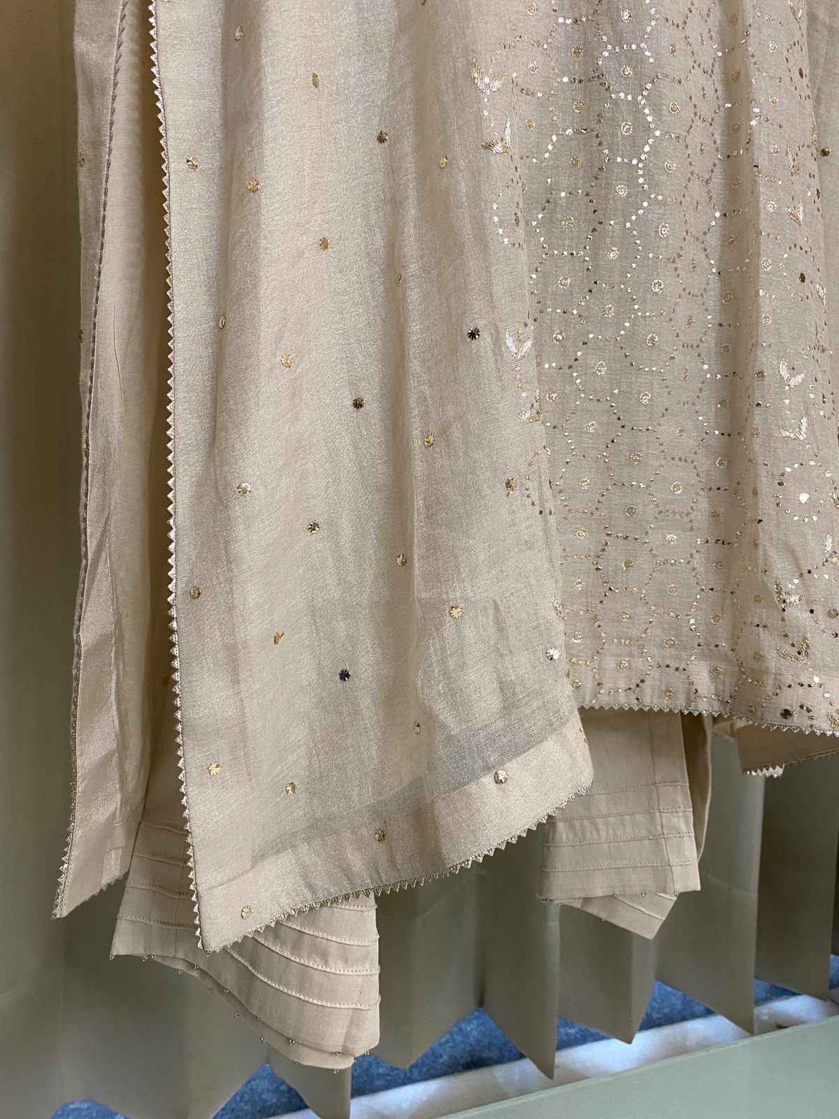 Golden Tissue Kurta Set with Statement Daraz Work