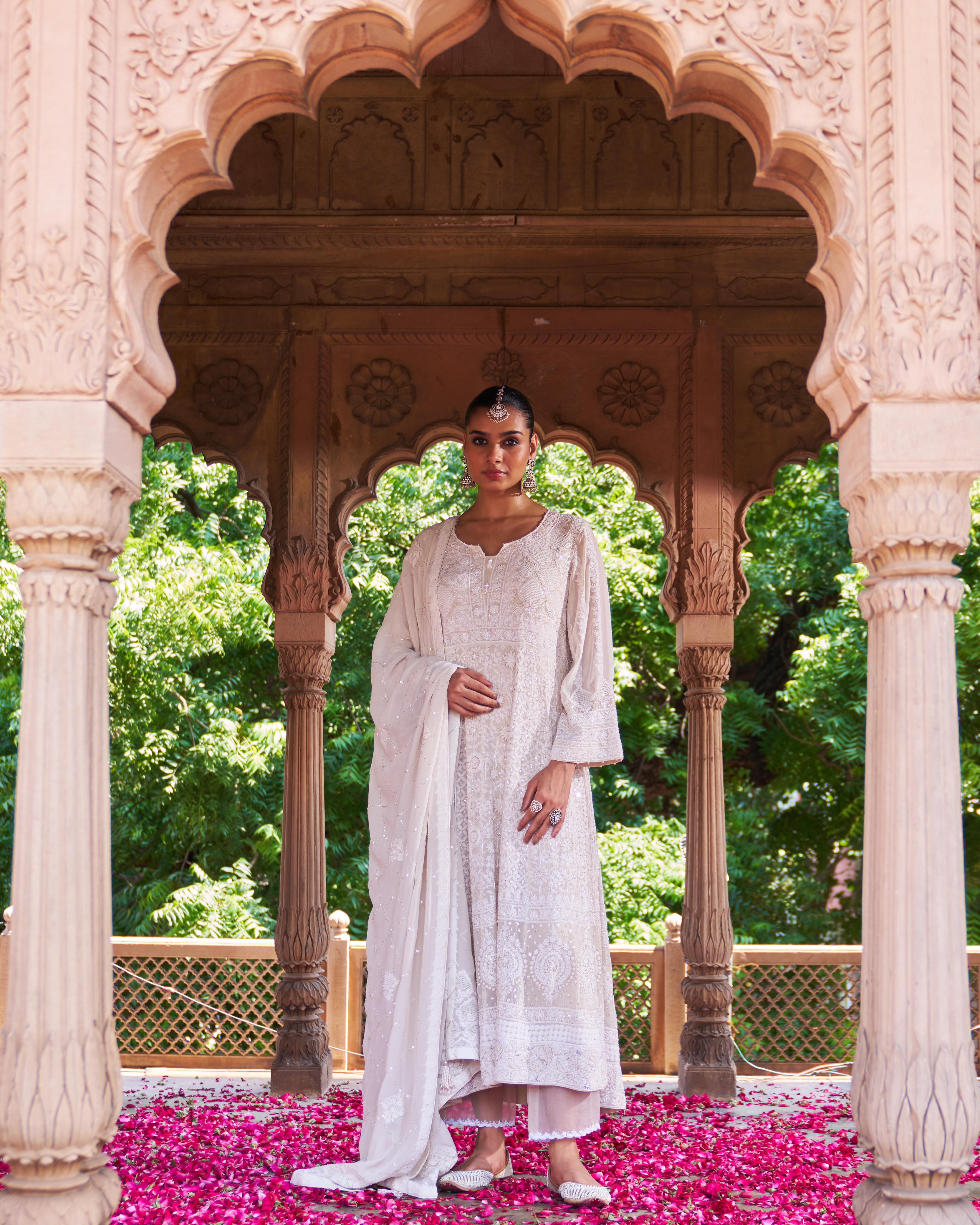 Ivory Georgette ek-taar Chikankari Anarkali Set