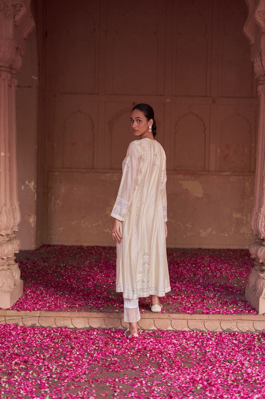 White Maheshwari Chanderi Chikankari Anarkali Set