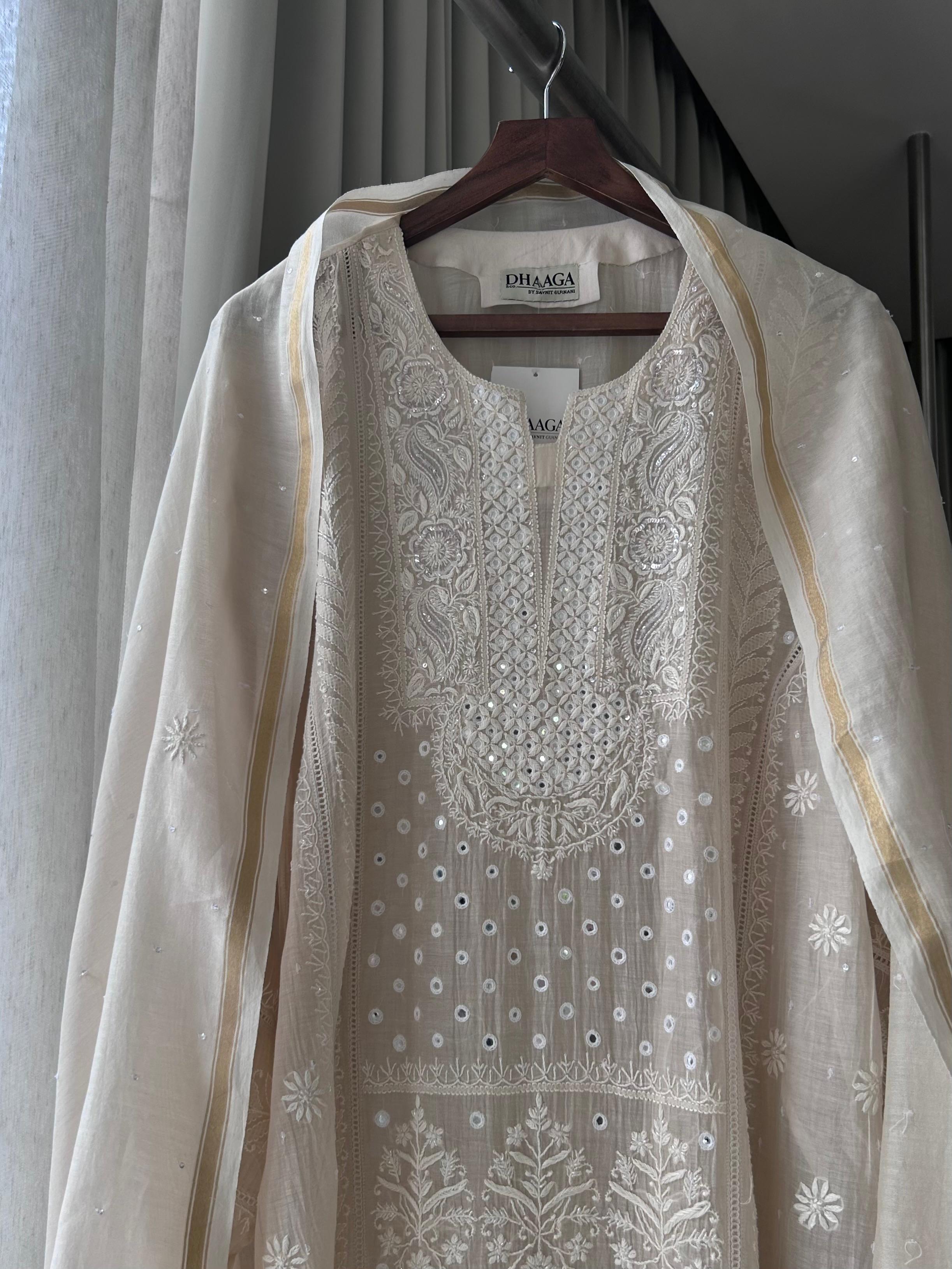 Ivory mul chanderi chikankari kurta set