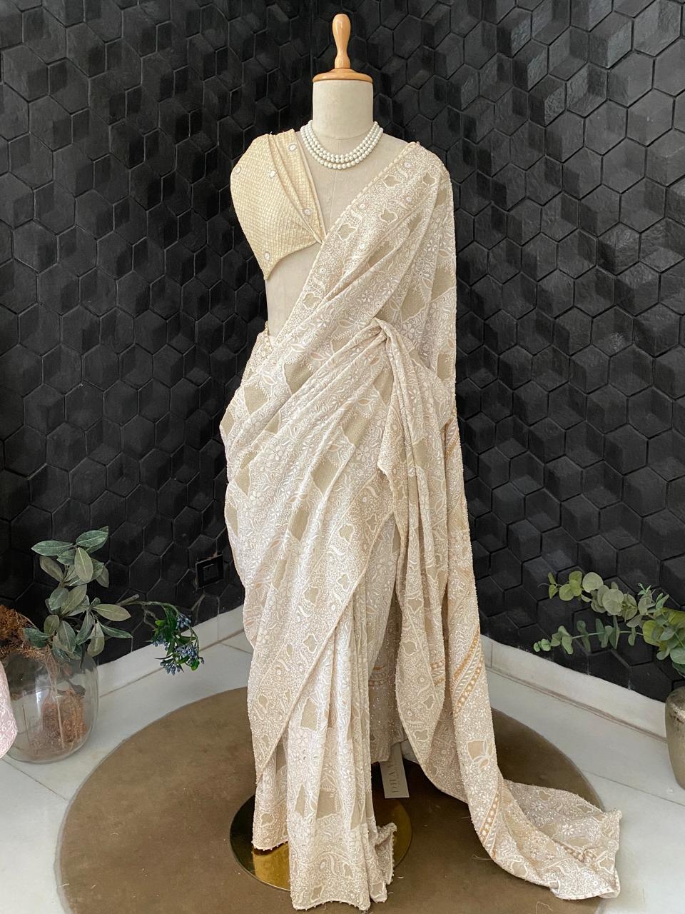 Ivory Georgette Ek Taar Saree with Statement Paan Boota