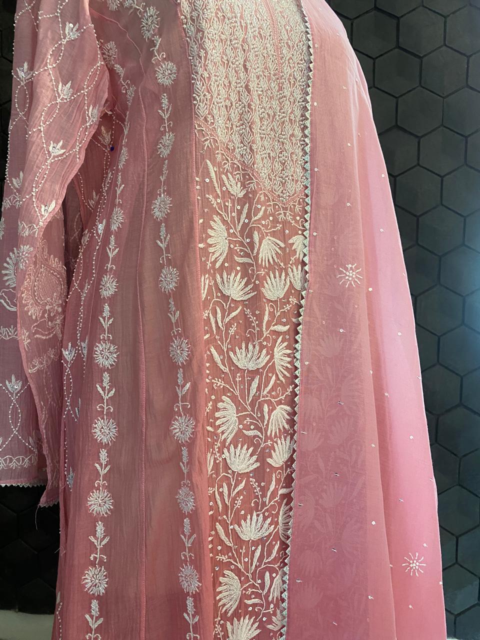 Pink Ombre Centre Panel Lotus Chikankari kurta set