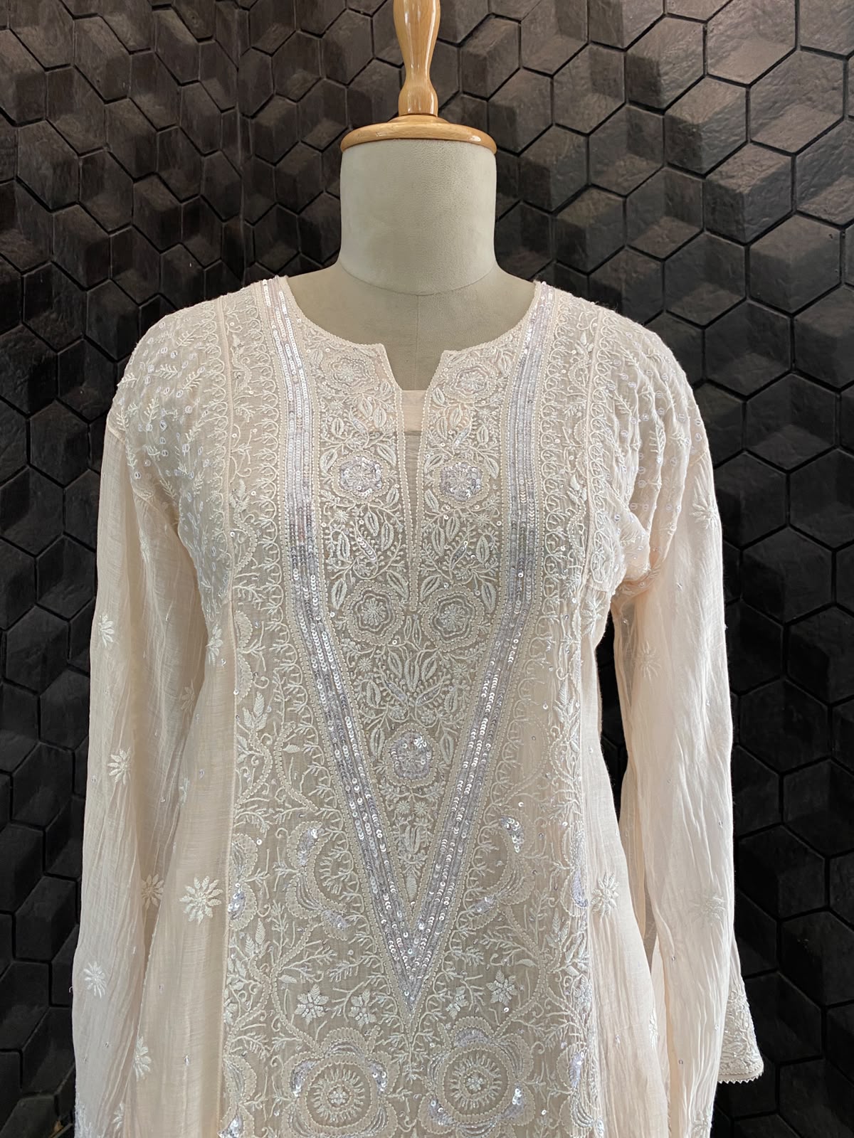 Peach Mul Chanderi Chikankari kurta set