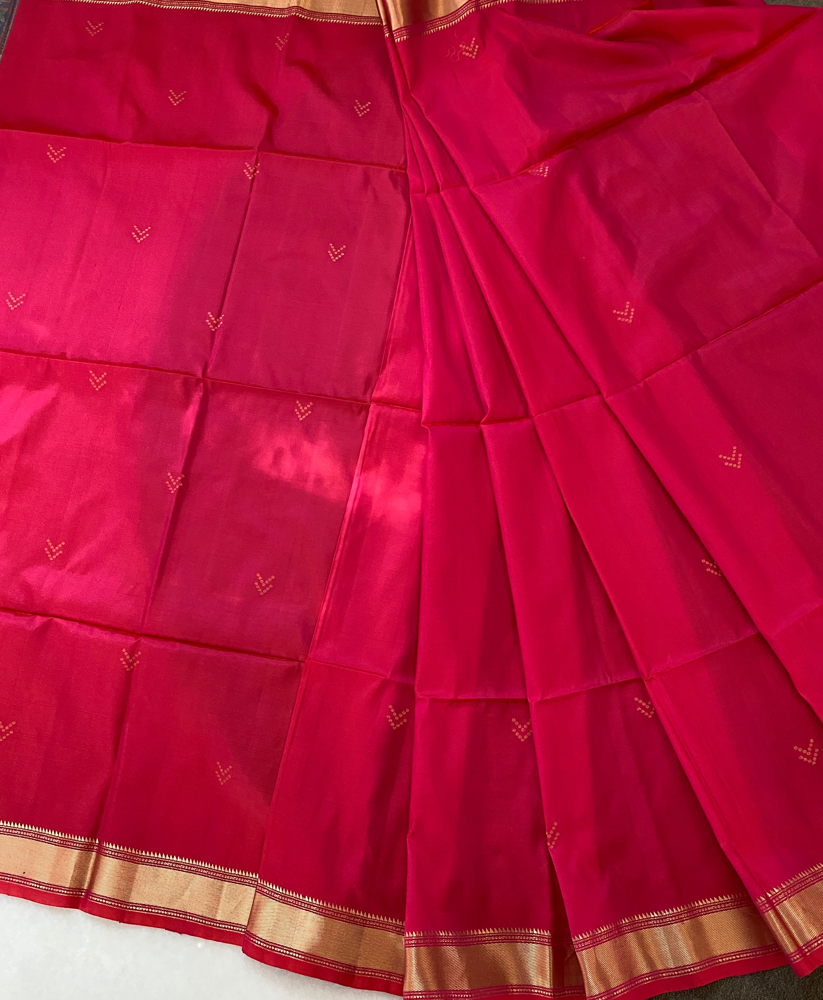 Pink Silk Saree With Zari Work