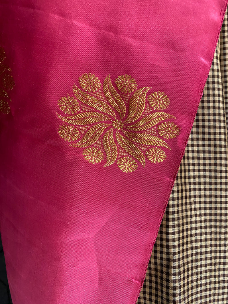 Dual colour silk saree with zari work