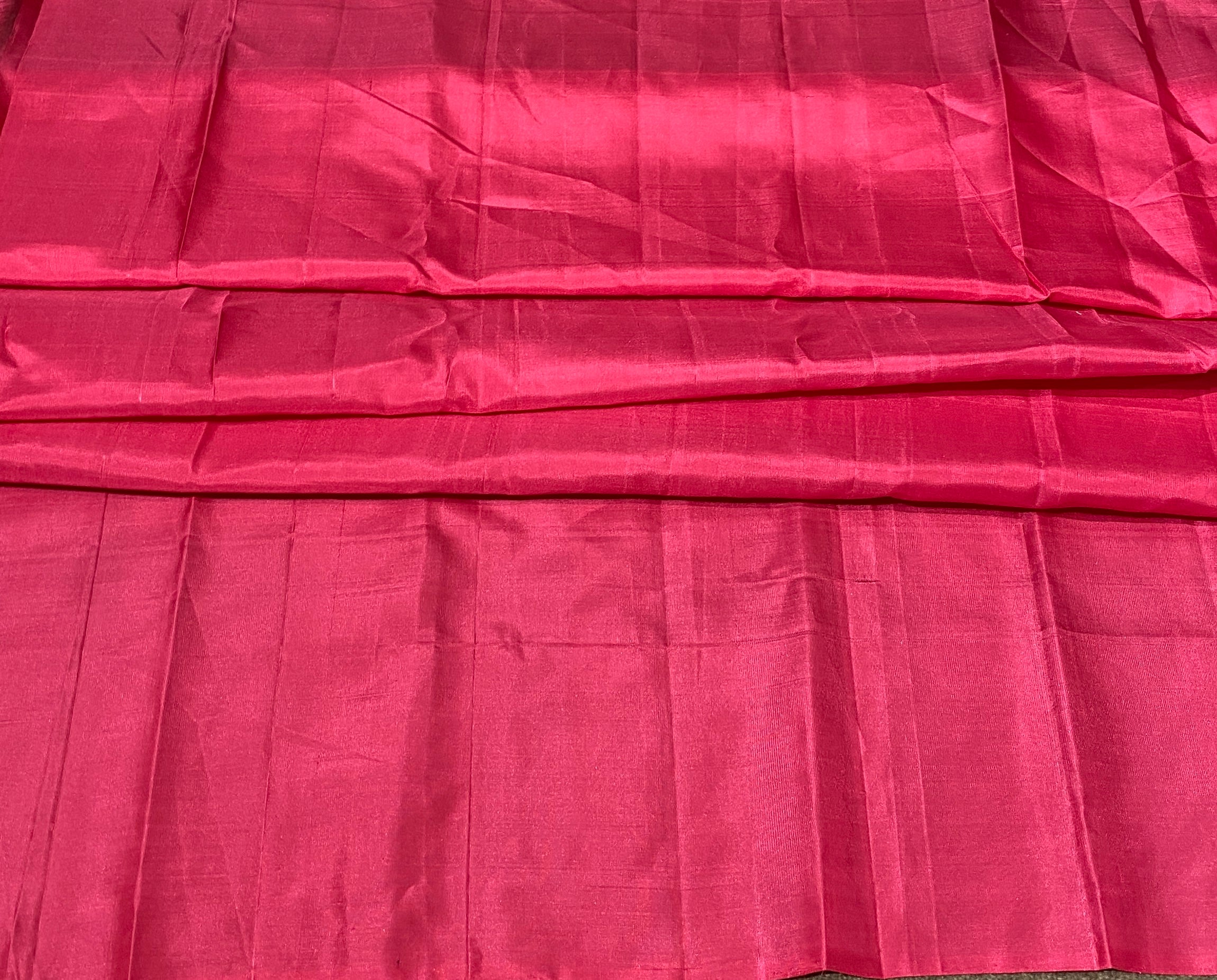 Dual colour silk saree with zari work